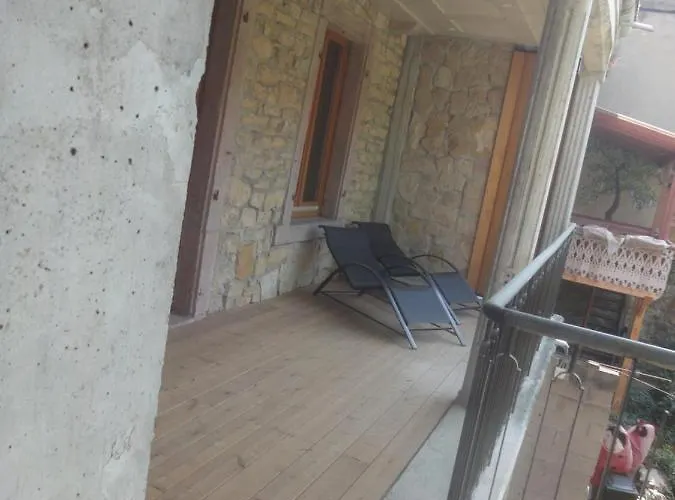 Le Jardin Des Remparts アパート